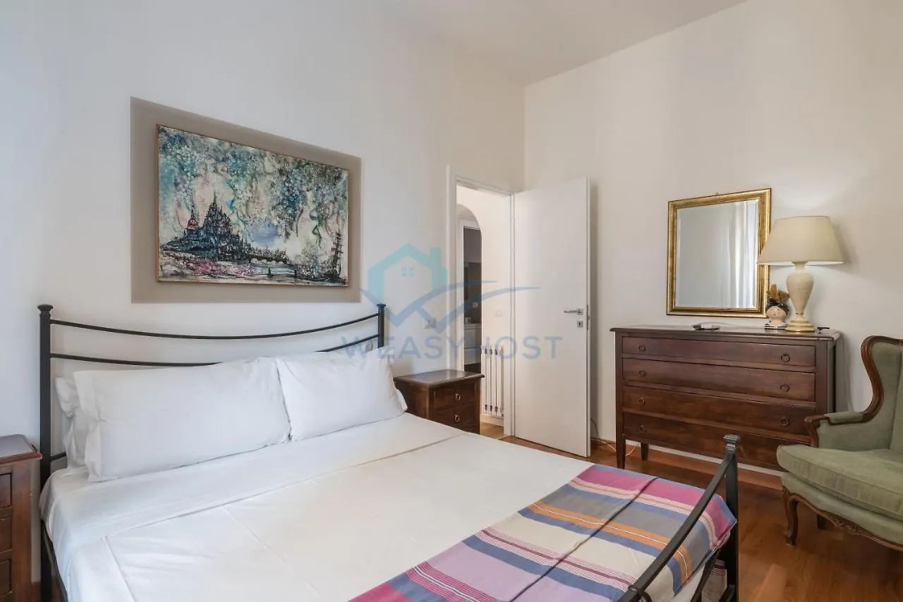 Refined Cozy Nest In Vatican Rome Italy
